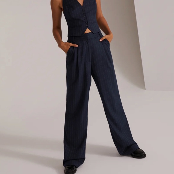 Favorite Daughter Favorite Pant Navy Pinstripe - Picture 6 of 11